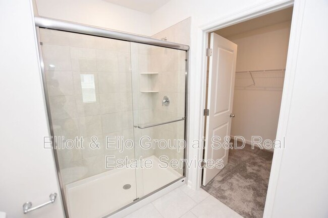 Building Photo - 856 Timberland Dr