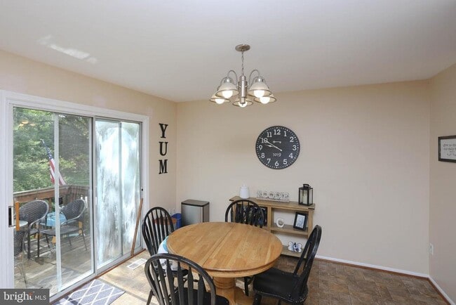 Building Photo - 4723 Leyden Way