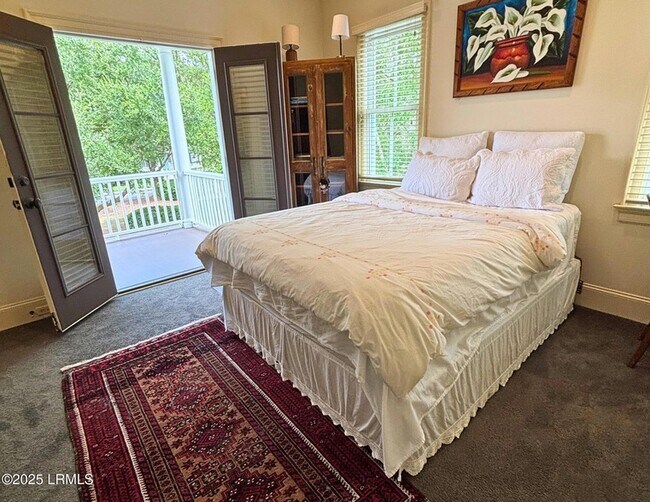 Building Photo - 110 Great Heron Way