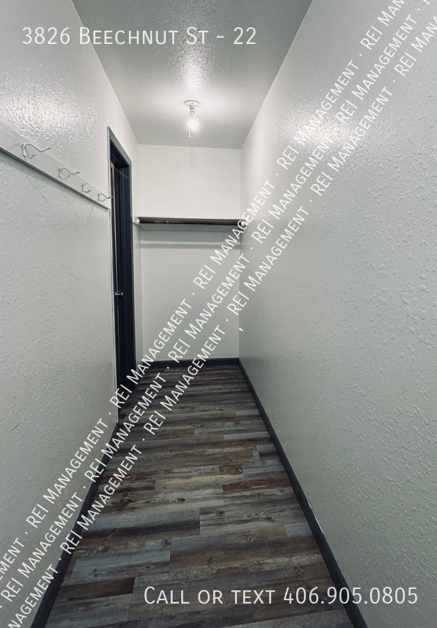 Building Photo - 3826 Beechnut St