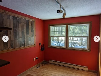 Building Photo - 536 W Pelham Rd