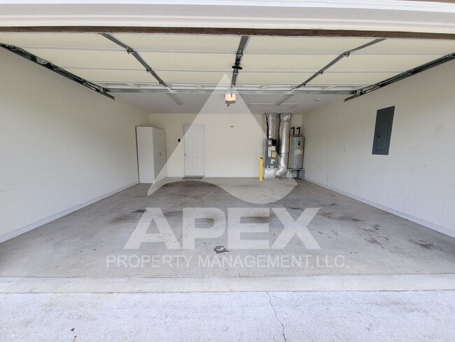 Building Photo - WEST KNOXVILLE!! - Beautiful 2 Bd 2-Ba Single Family home in the Village at Bearden!