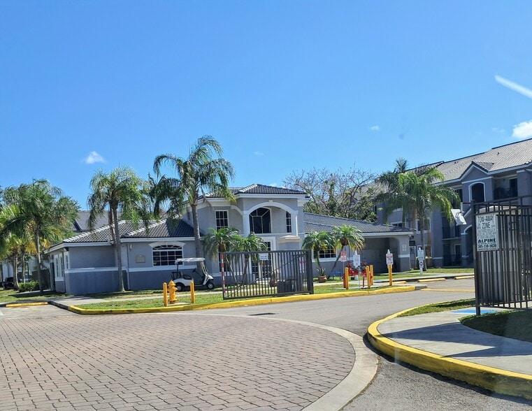 Gate - 15410 SW 284th St