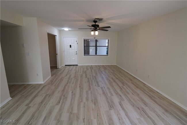 Building Photo - 13264 White Marsh Ln