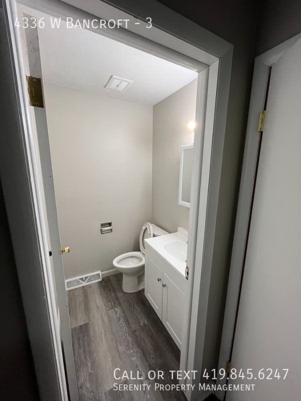 Building Photo - 4336 W Bancroft St