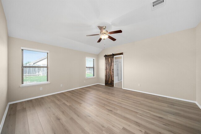 Building Photo - 23626 Legano Dr