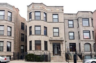 Building Photo - 2919 N Halsted St