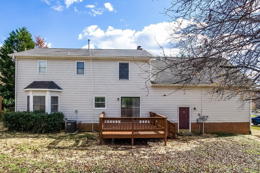 Building Photo - 2515 Haybrook Ln