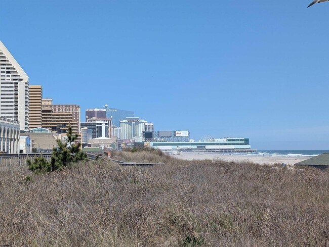 Building Photo - 3801 Boardwalk