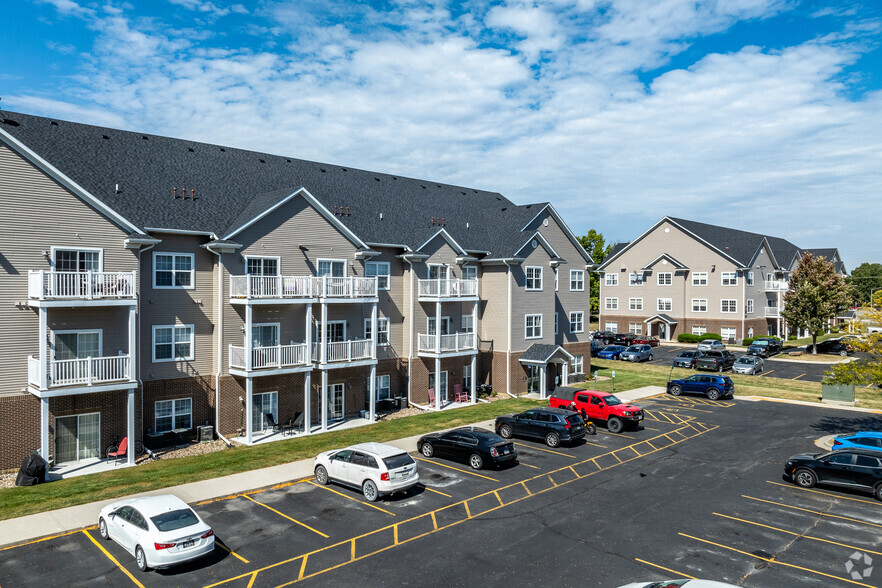 Primary Photo - Fountain View Apartments