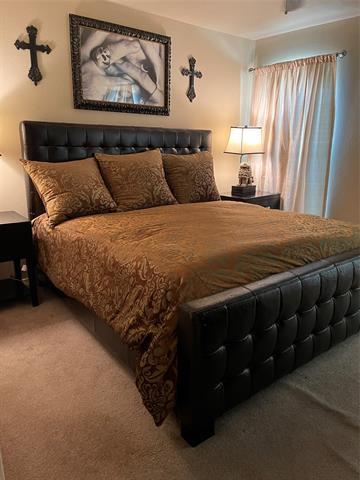 Building Photo - 4229 Cole Ave