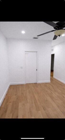 Building Photo - 2344 SE 16th Terrace