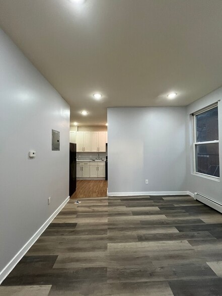 Building Photo - 174 Van Nostrand Ave