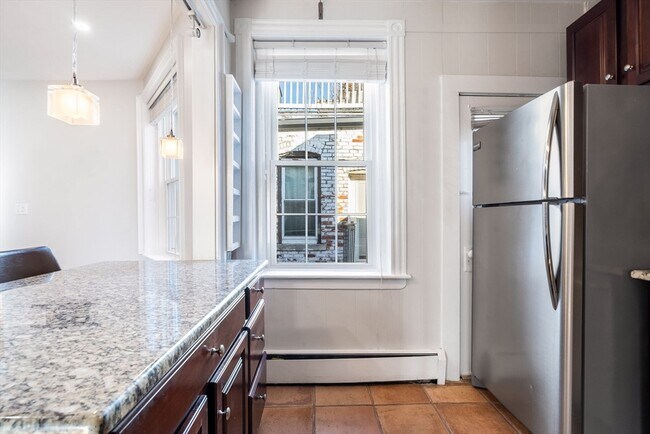 Building Photo - 80 Revere St