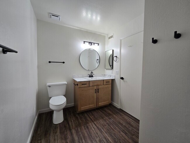 Building Photo - M&J Properties 161