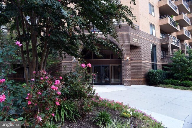 Building Photo - 2111 Wisconsin Ave NW