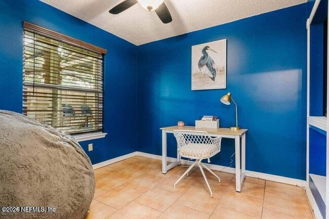 Building Photo - 1318 Eastwind Dr