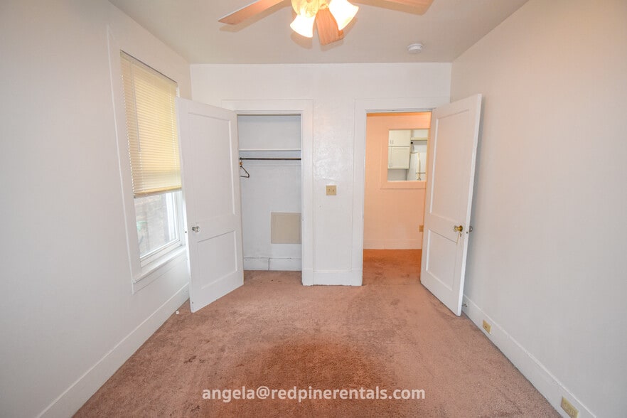 bedroom 3 - 1832 Crafton Blvd