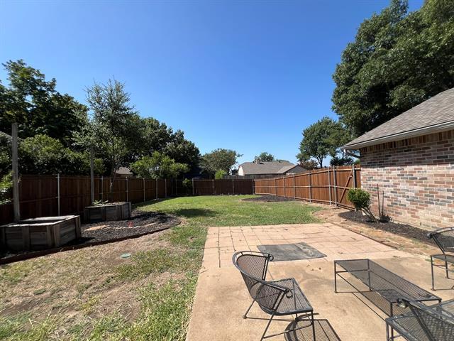 Building Photo - 548 Guadalupe Dr