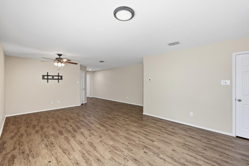 Building Photo - 6701 Corral Ln