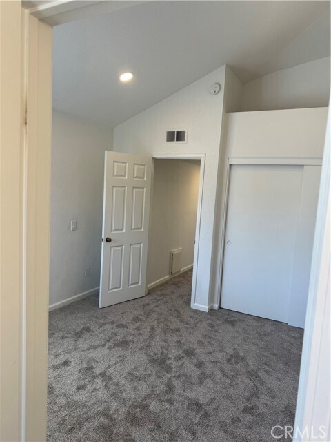 Building Photo - 208 Santa Rosa Ct