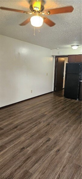 Building Photo - 635 Whitham Ave