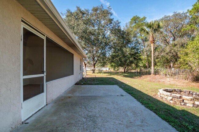Building Photo - 12829 SW 38th Cir