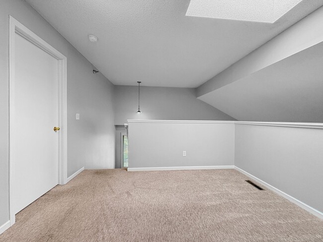 Building Photo - 8349 Kimball Dr