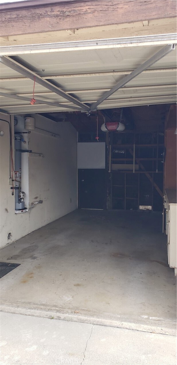 Building Photo - 2125 San Bernardo Ave