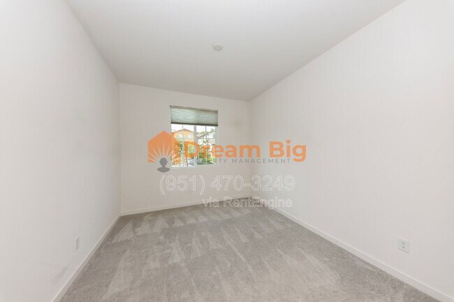 Building Photo - 2256 Stelamar Wy