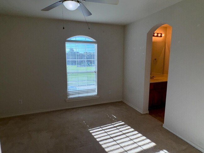 Building Photo - 13459 Juneau Dr