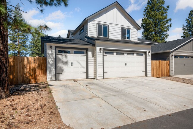 Building Photo - Beautiful 4BR home McKenzie Meadows