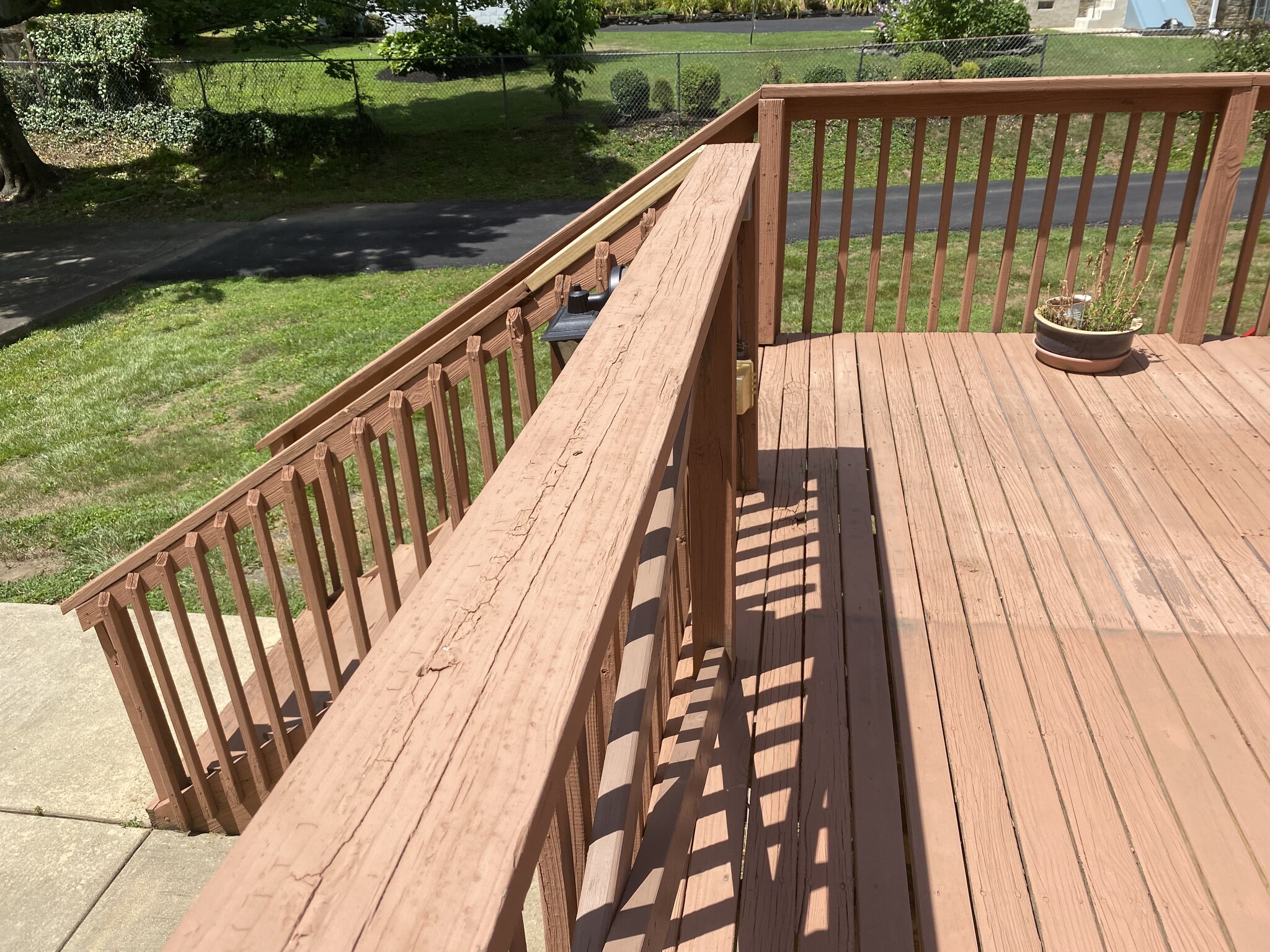 Private rear deck - 7936 Montgomery Ave