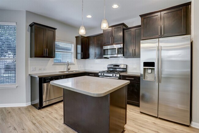 Building Photo - 12504 Ellen Ct