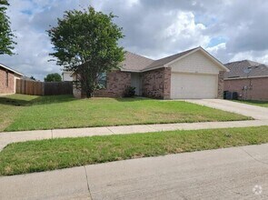 Building Photo - 3/2 located in Northwest ISD