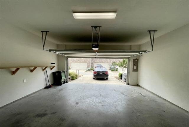 Building Photo - 4215 Snow Goose Trl