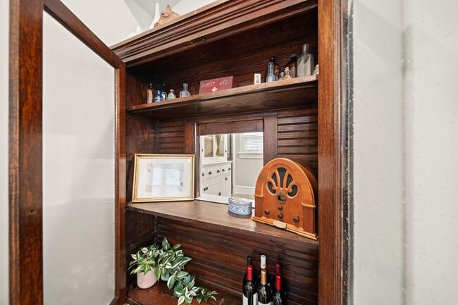 Building Photo - 503 S 3rd St