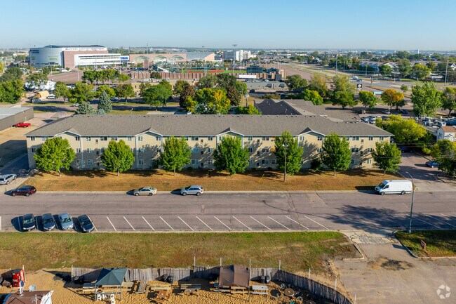 Building Photo - Hospitality Apartments
