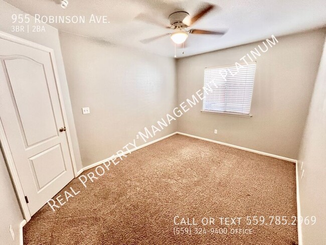 Building Photo - $2,250 Clovis & Dakota, 3 Bedroom Home - R...