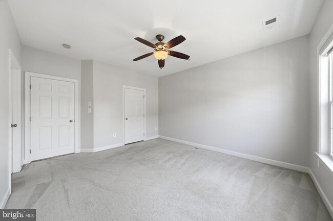 Building Photo - 8921 Amelung St