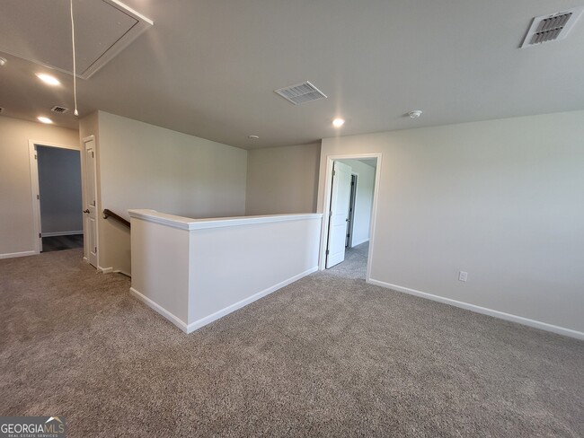 Building Photo - 250 Sope Crk Cir