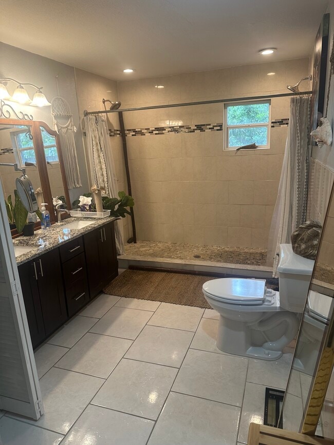 Building Photo - 8200 N St Peter Ave