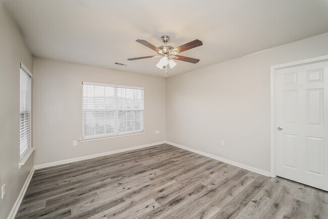 Building Photo - 507 Waterlemon Way