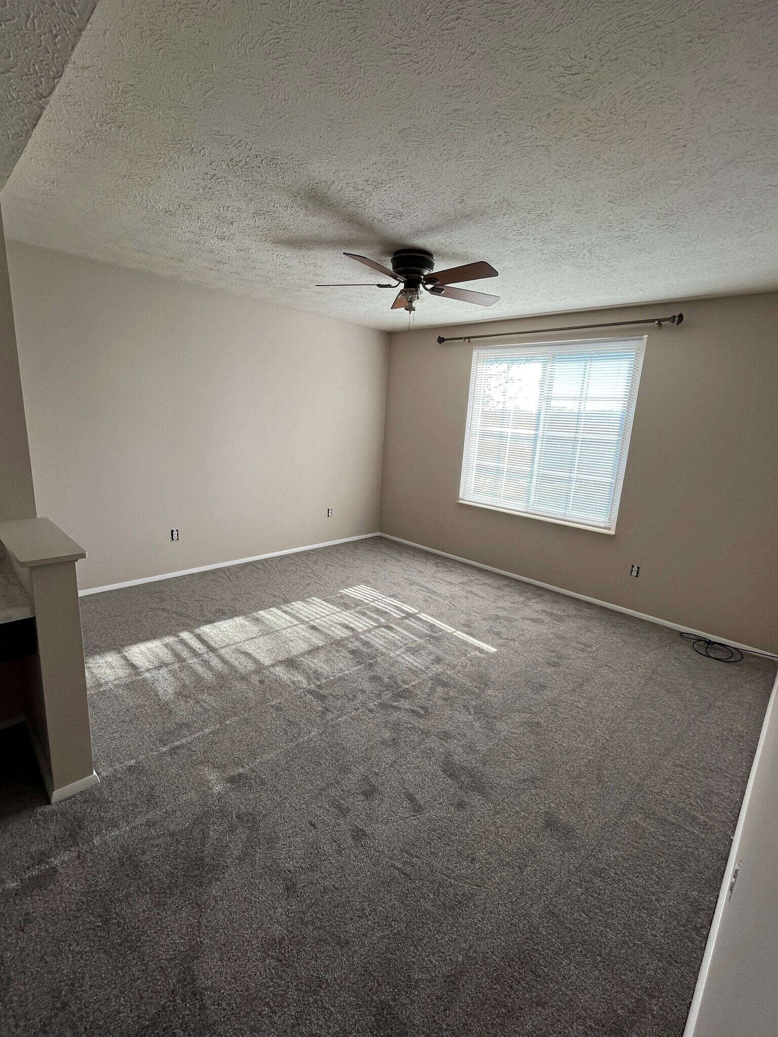 Building Photo - 1620 Jefferson Ridge Dr
