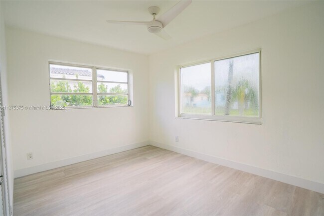 Building Photo - 8251 SW 30th St