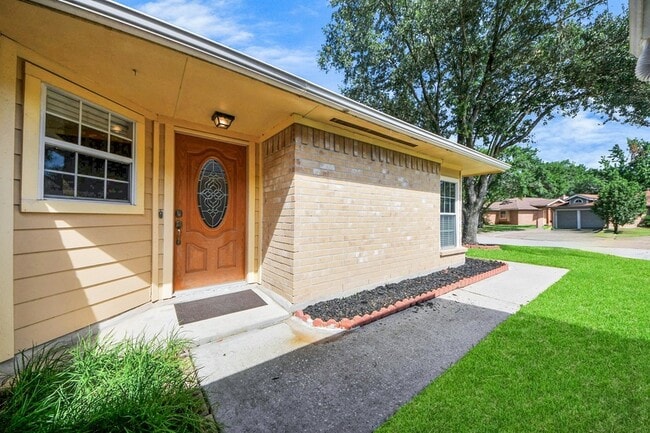 Building Photo - 9211 Autumn Harvest Dr