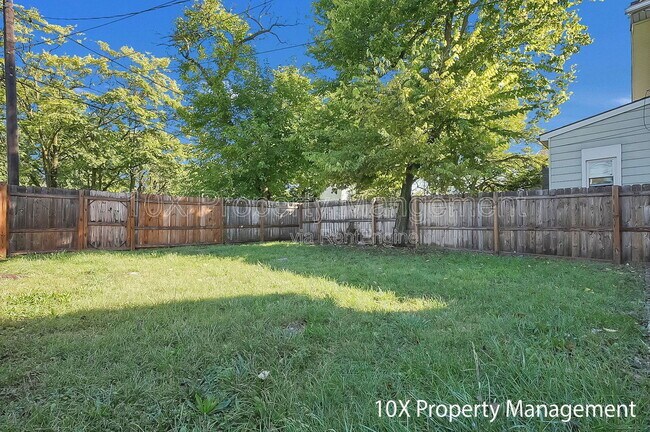 Building Photo - 1292 Atcheson St