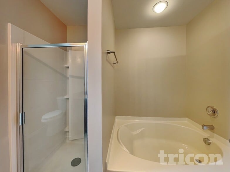 Building Photo - 7220 Cypress Ridge Dr