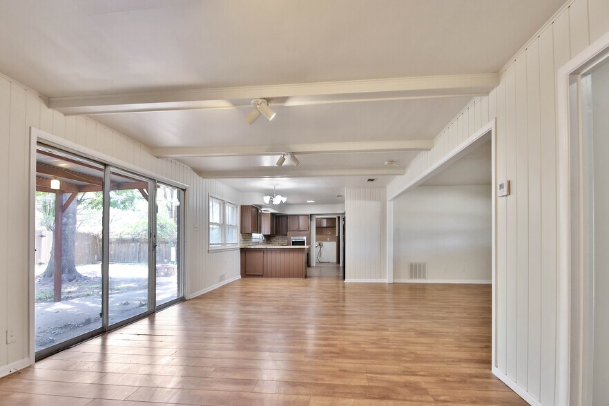 Building Photo - 3607 45th St