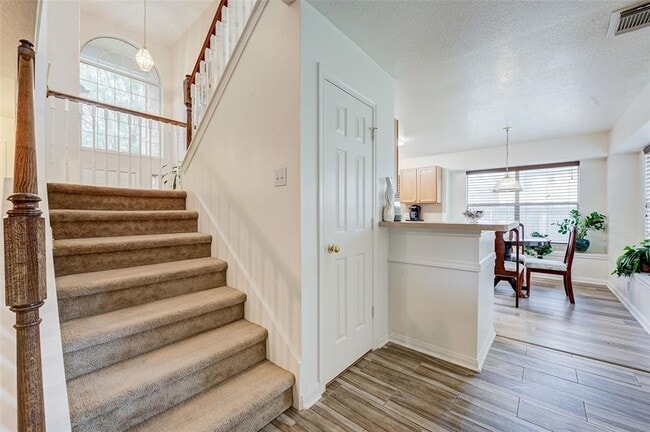 Building Photo - 17015 Maricella Cir